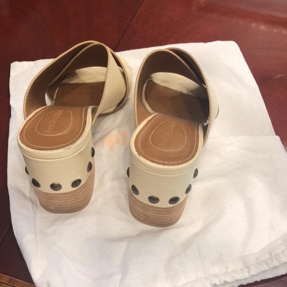 See Chloe slides - Picture 4 of 4